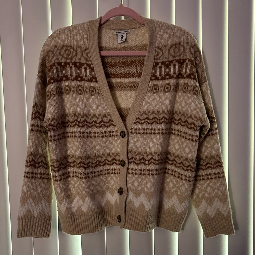 Cupcakes and Cashmere sweater